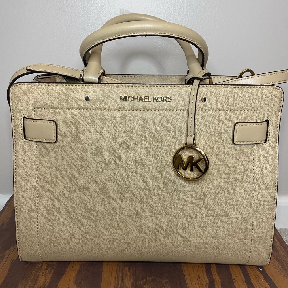 Tan Michael Kors Crossbody